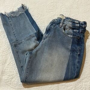 Hidden Jeans. The Buckle. Size 27. Distressed